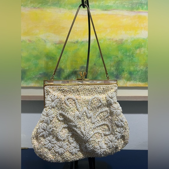 Vintage Handbags - Floral Sequin Beaded Evening Bag Clutch Purse Mother Of Pearl Gold Vintage 60s
